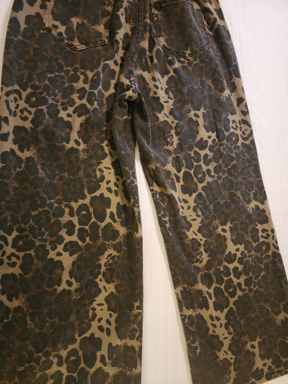 Leopard Print Distressed Wide Leg Jeans - Brown/Black - Picture 5 of 7